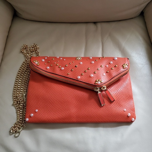 Henri Bendel Loves Offers! - Picture 5 of 5